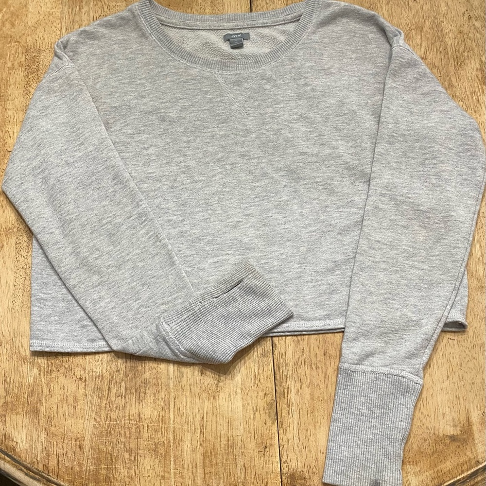 Aerie Women’s Size‎ Small Light Gray Long Sleeve Crop Sweat Shirt